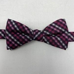 JF J. Ferrar Bow Tie Pink Black Plaid